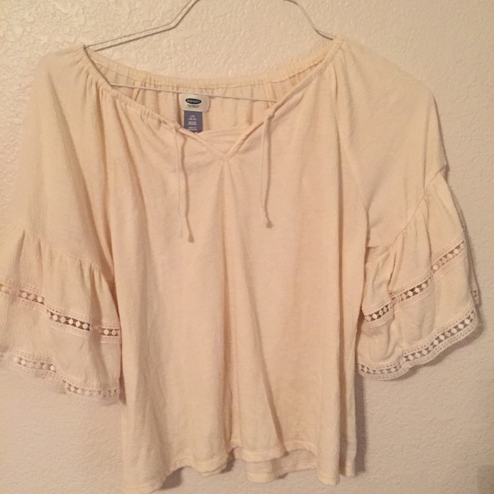 •Boho Cream Ruffled Blouse•